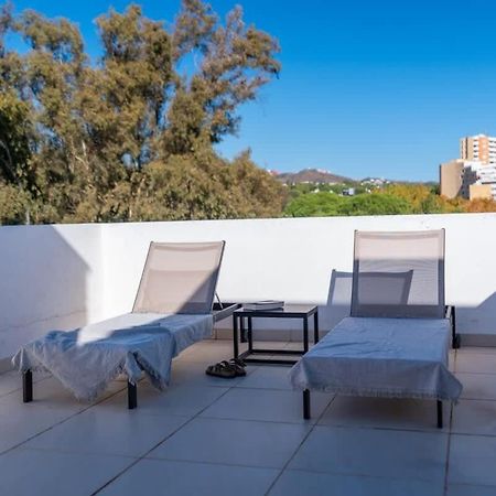 דירות מארבלה Seaside Elegance With Sea View מראה חיצוני תמונה