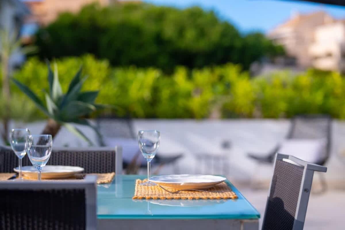 דירות מארבלה Seaside Elegance With Sea View מראה חיצוני תמונה